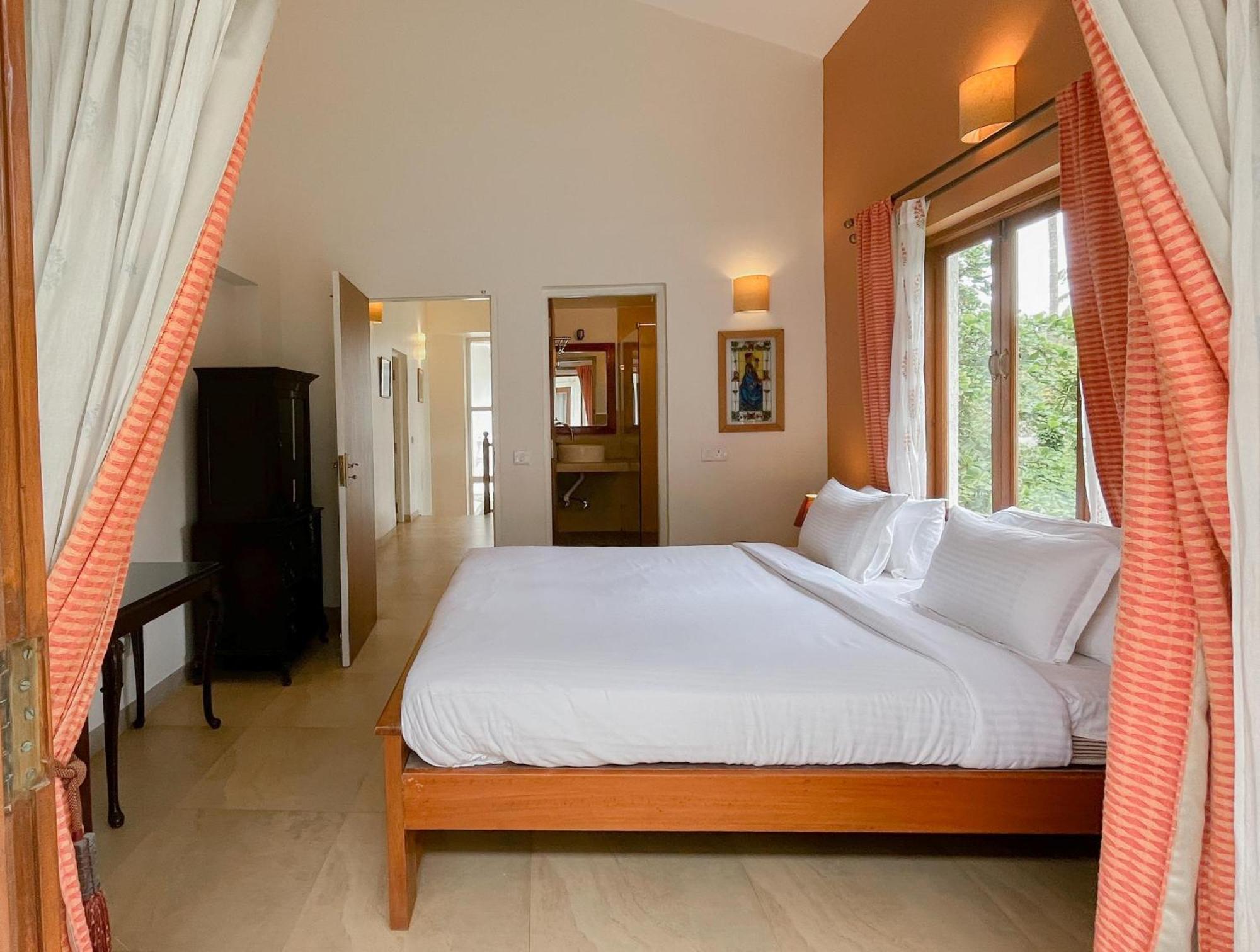 Rainforest - Casa Azure 5 Min Walk To The Beach Calangute Exterior photo
