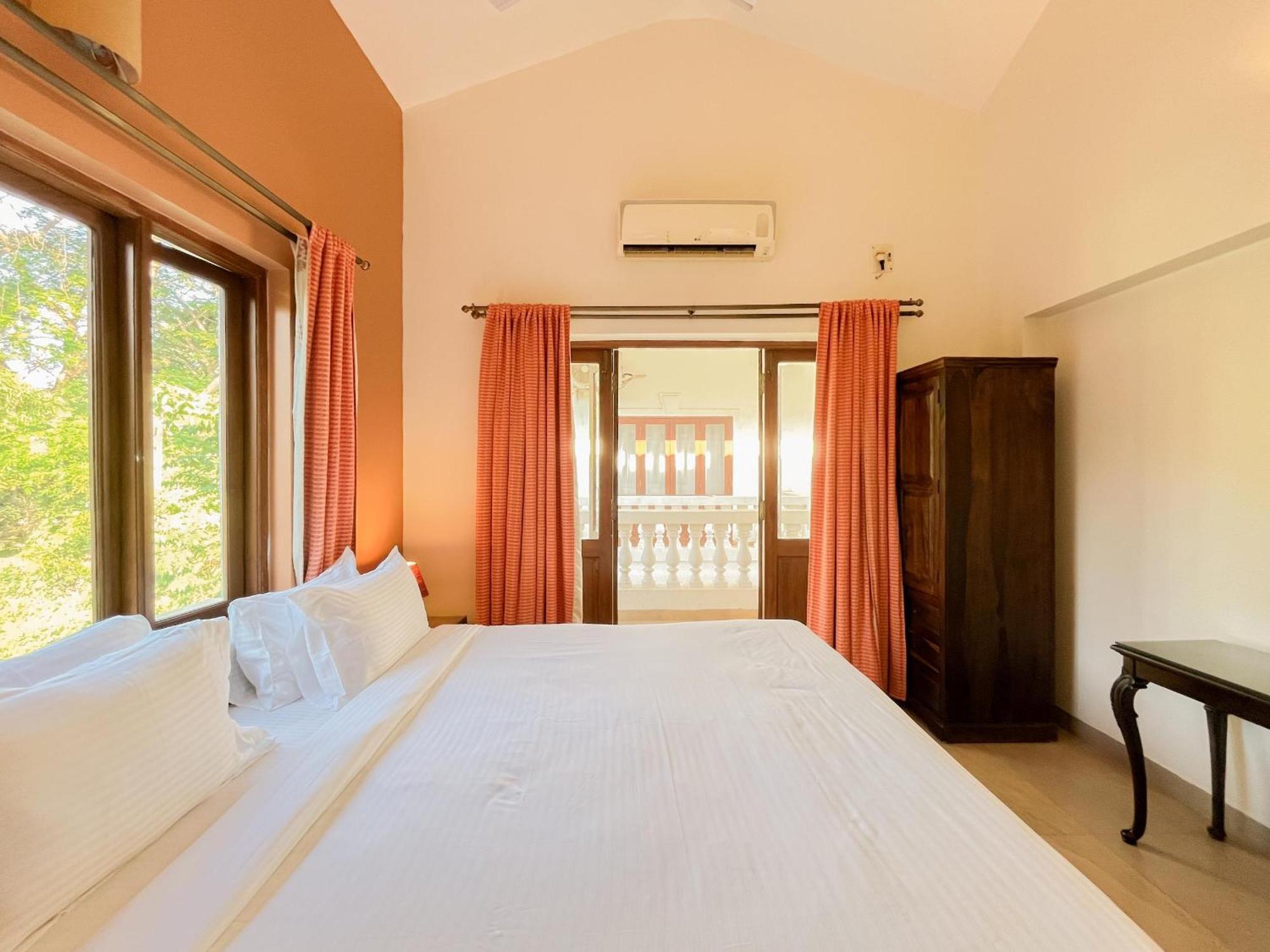 Rainforest - Casa Azure 5 Min Walk To The Beach Calangute Room photo